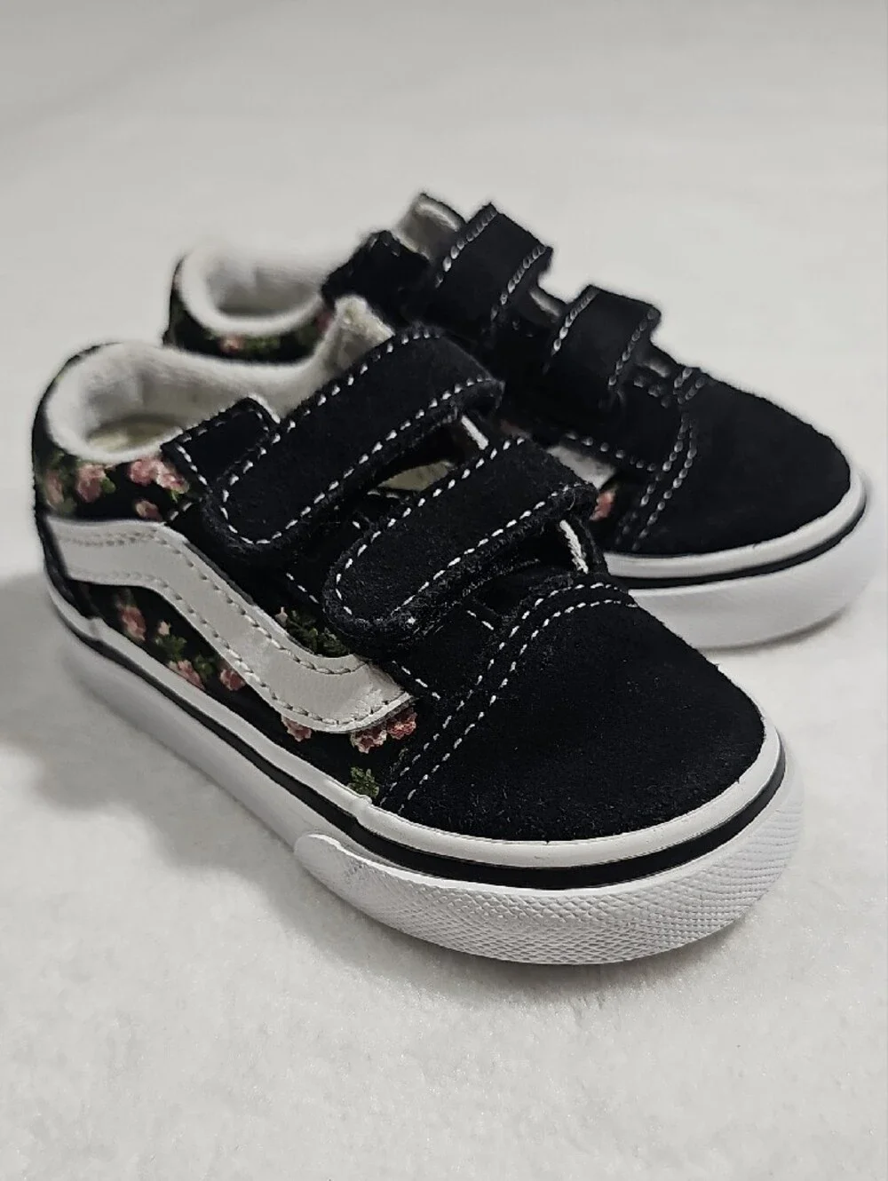 Vans Old Skool V Toddler Shoes Size 5 Black Floral Suede Canvas Low Top Sneakers